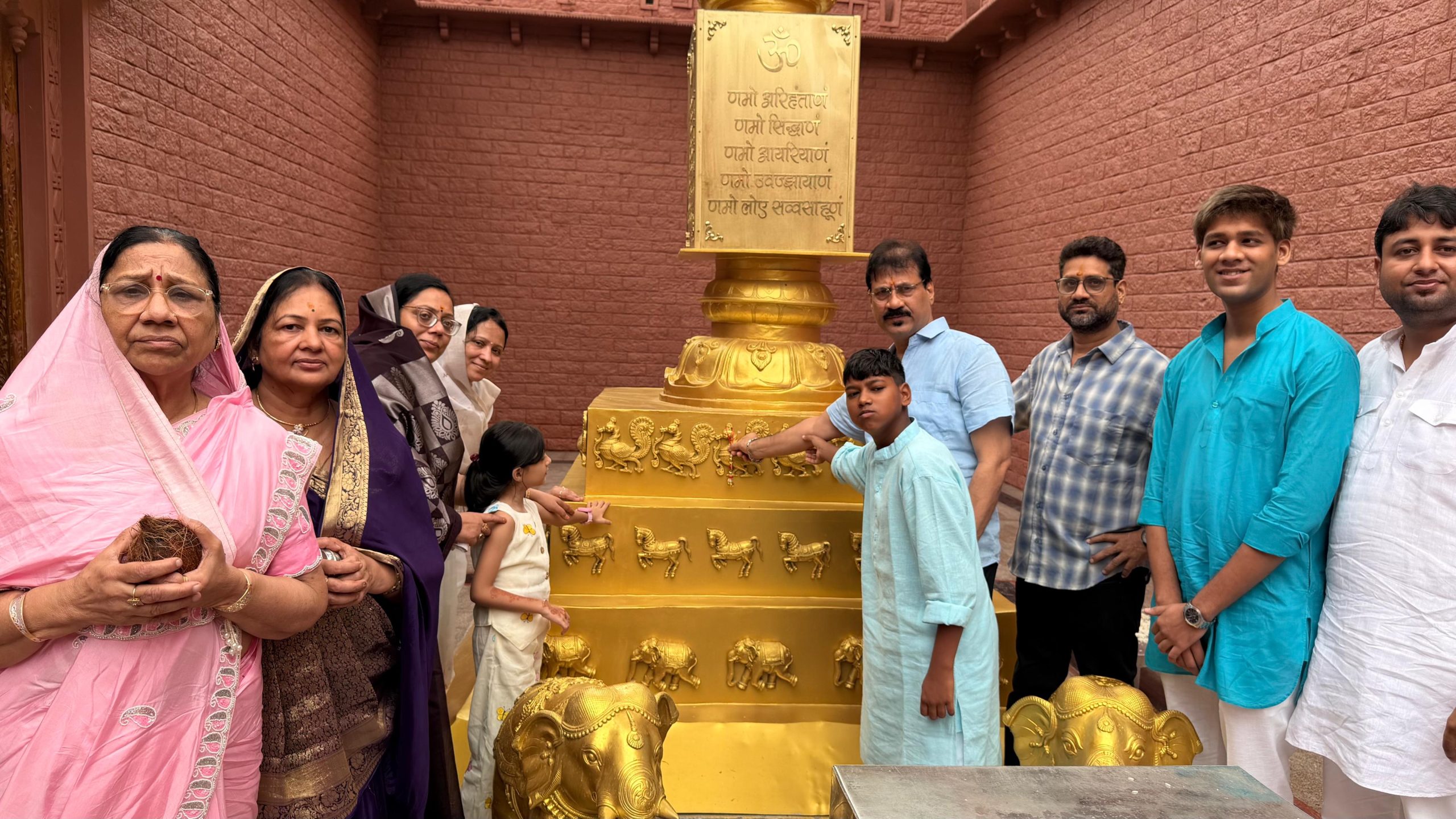 11वें 1008 श्री श्रेयांश नाथ जी भगवान के महोत्सव एवं रक्षाबंधन पर्व के अवसर पर नित्य नियम अभिषेक महायज्ञ हुआ : रिपोर्ट-विनोद साहू