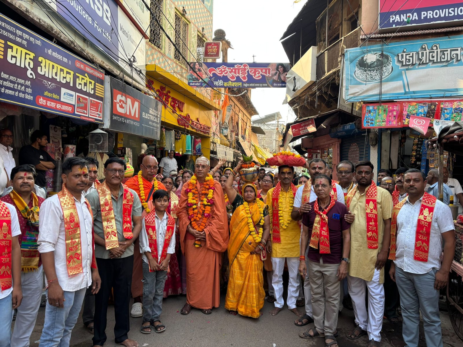 बरुआसागर के गुलाब बाग धाम में श्रीराम कथा का शुभारंभ, निकली भव्य कलश यात्रा : रिपोर्ट-विनोद साहू